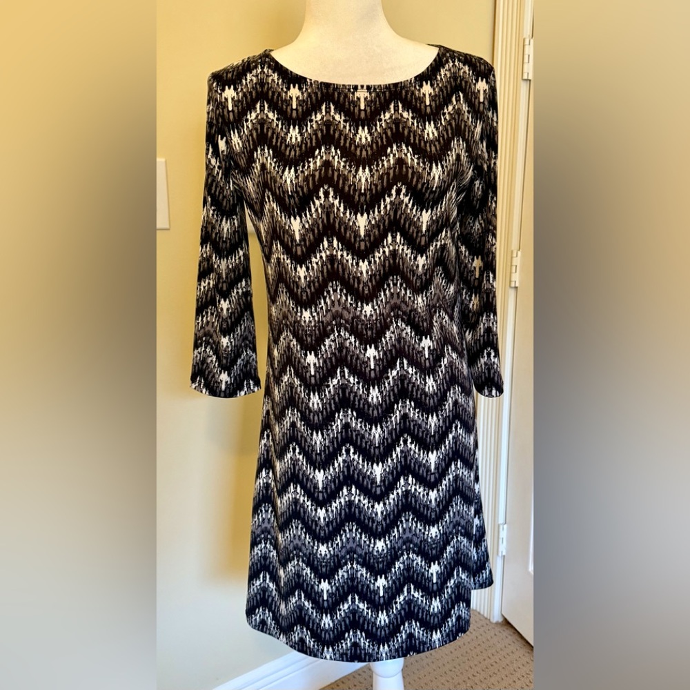 Jean-Pierre Klifa Paris - pull on washable dress in black & white Sz S